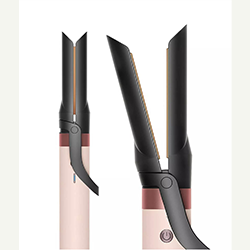 Dyson HS09 hair straightening